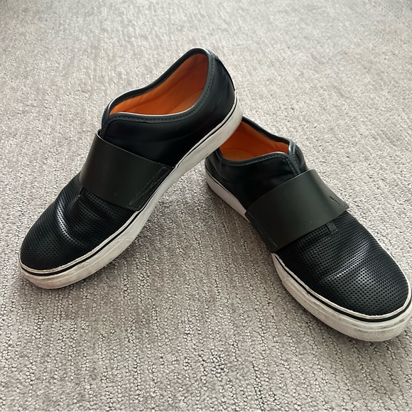 Men’s Puma Shoe Slip-On Size 9 Black Leather - Picture 5 of 10